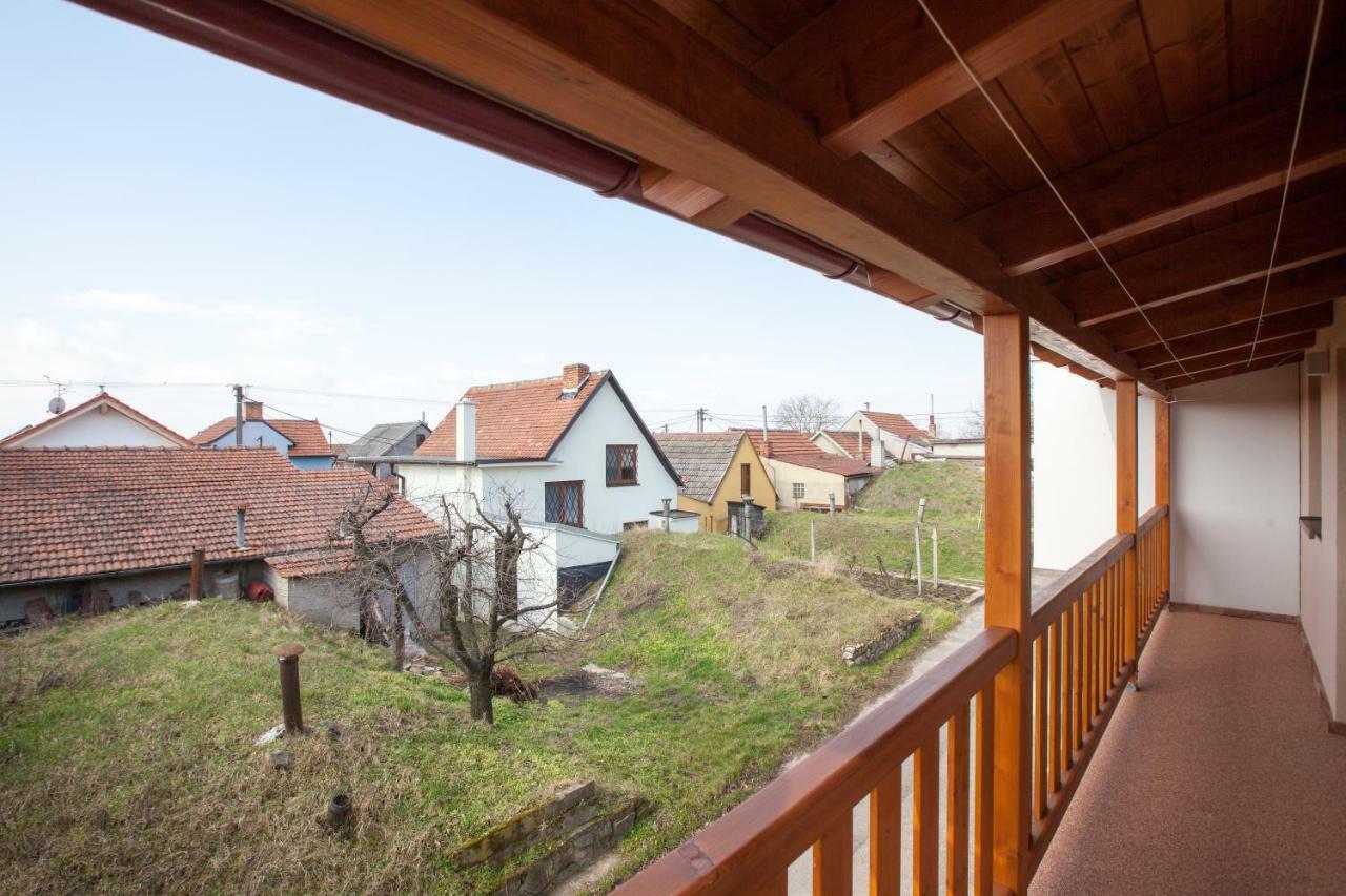 Sklipek Vinarstvi Paul Hotel Velké Bílovice Екстериор снимка