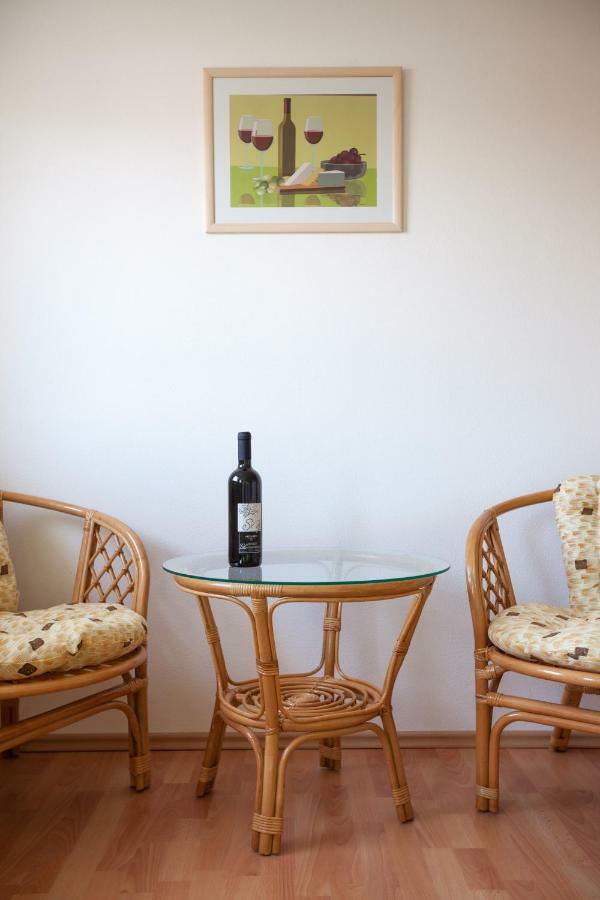 Sklipek Vinarstvi Paul Hotel Velké Bílovice Екстериор снимка