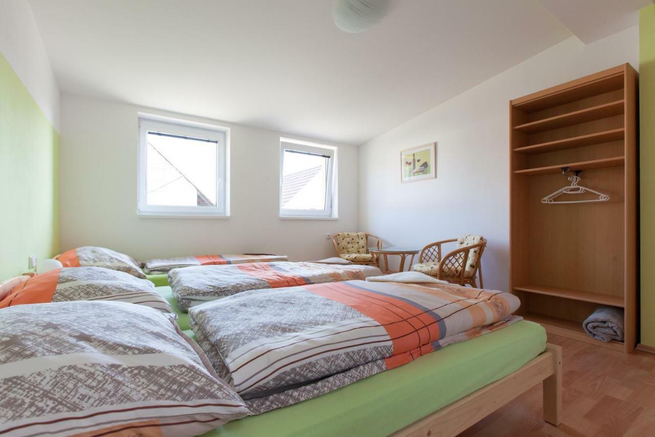 Sklipek Vinarstvi Paul Hotel Velké Bílovice Екстериор снимка